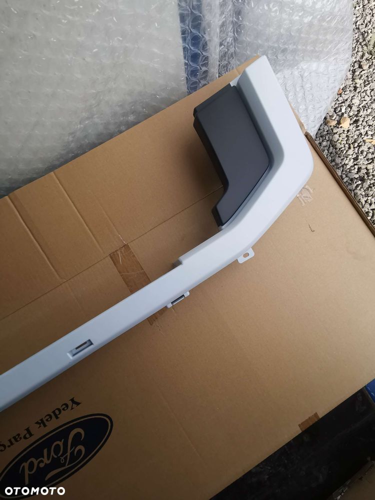 Listwa dolna zderzaka przód Ford F-max T294928 - 3