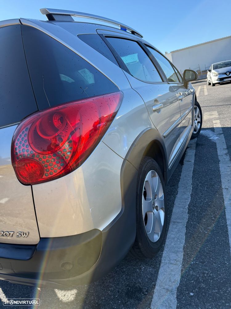 Peugeot 207 SW 1.6 HDi Outdoor - 8