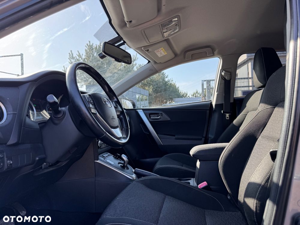 Toyota Auris Hybrid 135 Premium - 7