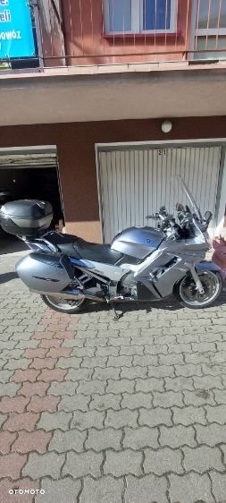 Yamaha FJR - 8