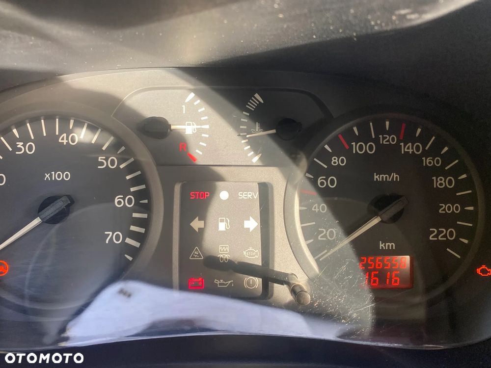 Renault Clio 1.2 16V Authentique - 10