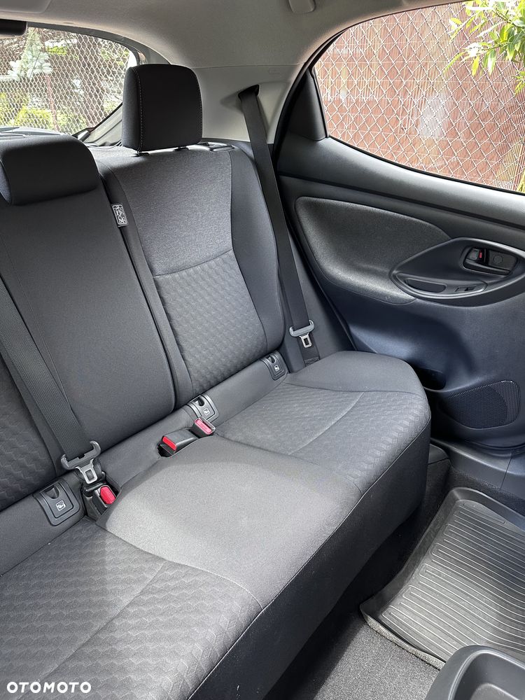 Toyota Yaris 1.5 Comfort - 19