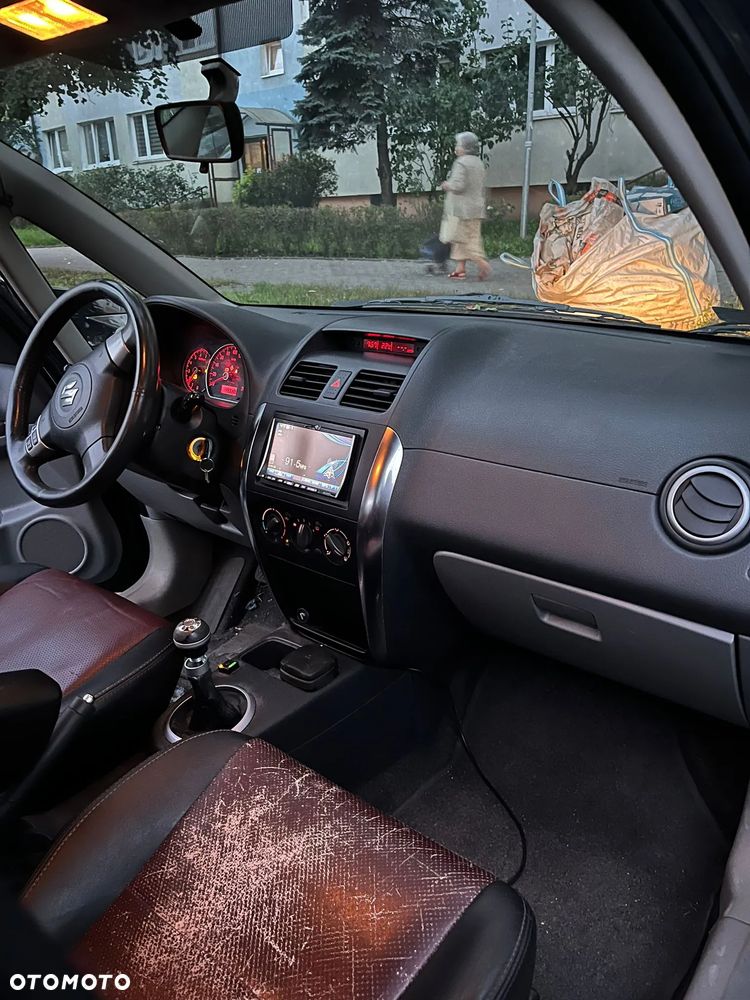 Suzuki SX4 - 7