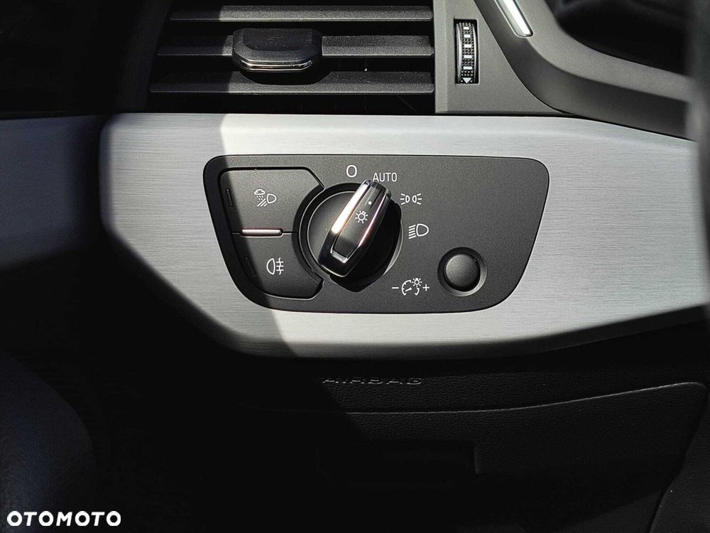 Audi A4 Avant 40 TDI mHEV Quattro S Line S tronic - 13