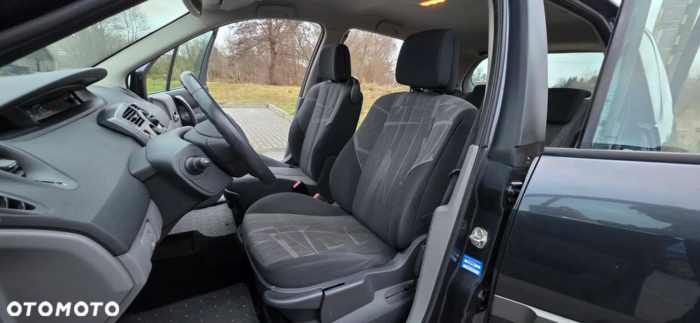 Renault Scenic - 22