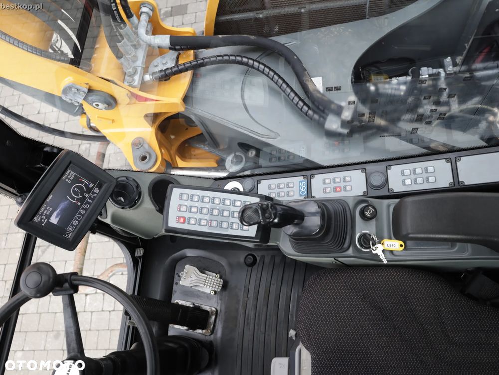Liebherr A910 Compact - 29