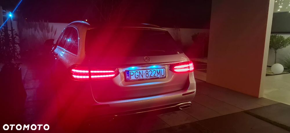 Mercedes-Benz Klasa E 200 d Business Edition 9G-TRONIC - 18