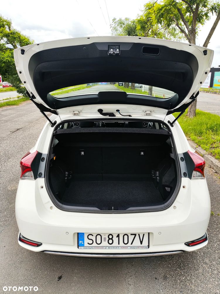 Toyota Auris - 13