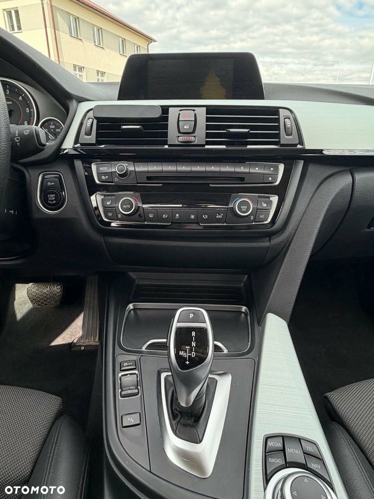 BMW Seria 4 420d Sport Line - 10