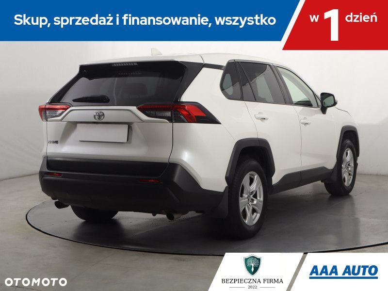 Toyota RAV4 - 7