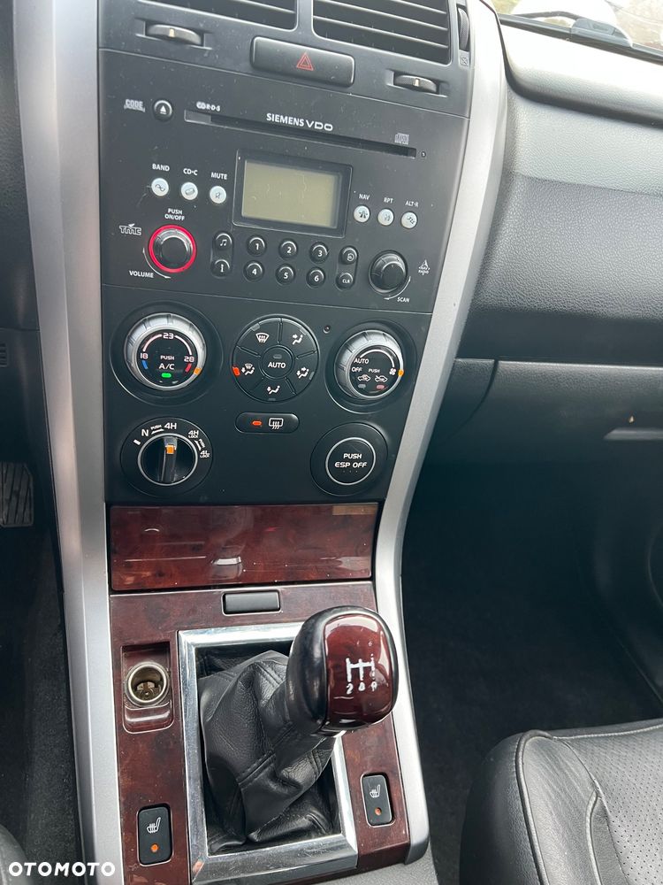 Suzuki Grand Vitara 1.9 DDiS - 11