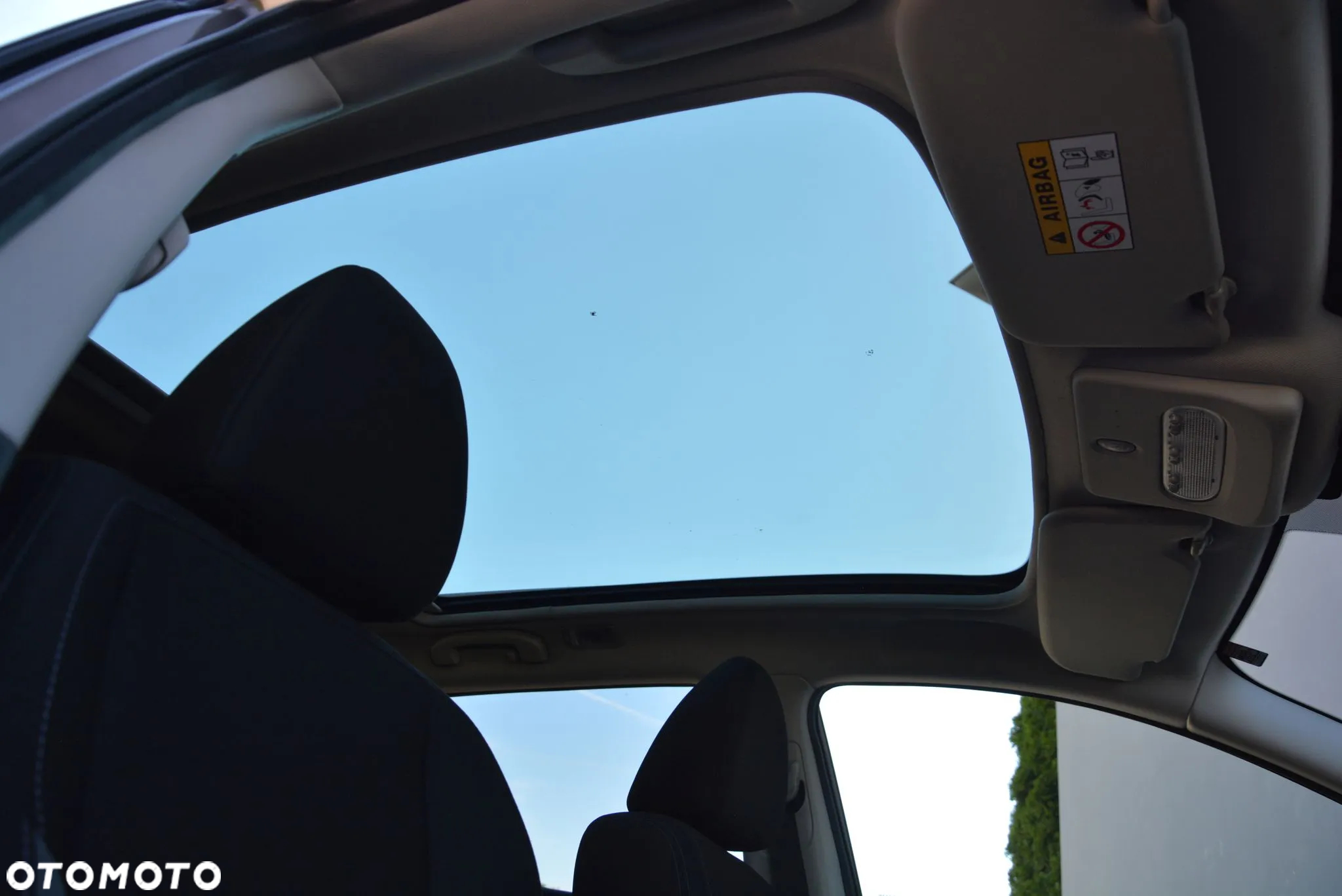 Nissan Qashqai 1.3 DIG-T N-CONNECTA - 24