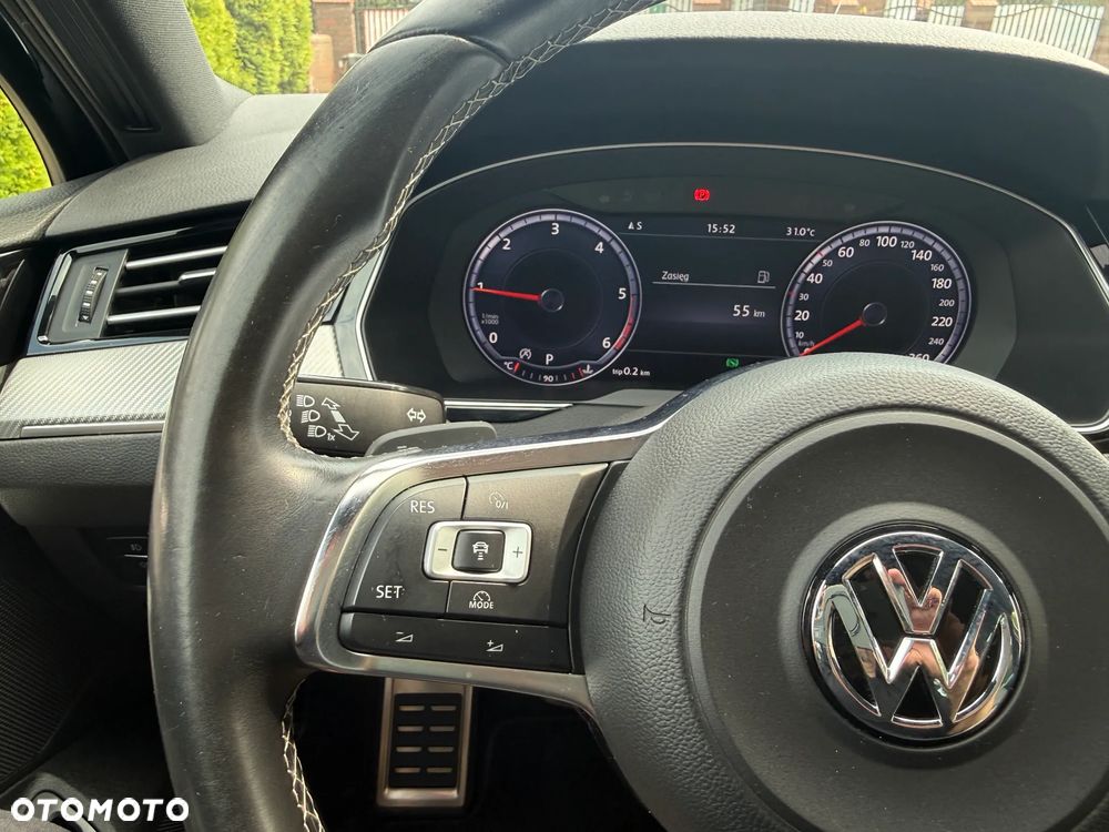 Volkswagen Passat 2.0 TDI SCR (BlueMotion Technology) DSG Highline - 31