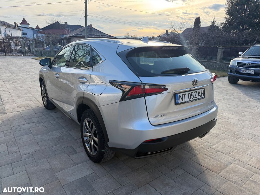 Lexus Seria NX 300h Business - 2