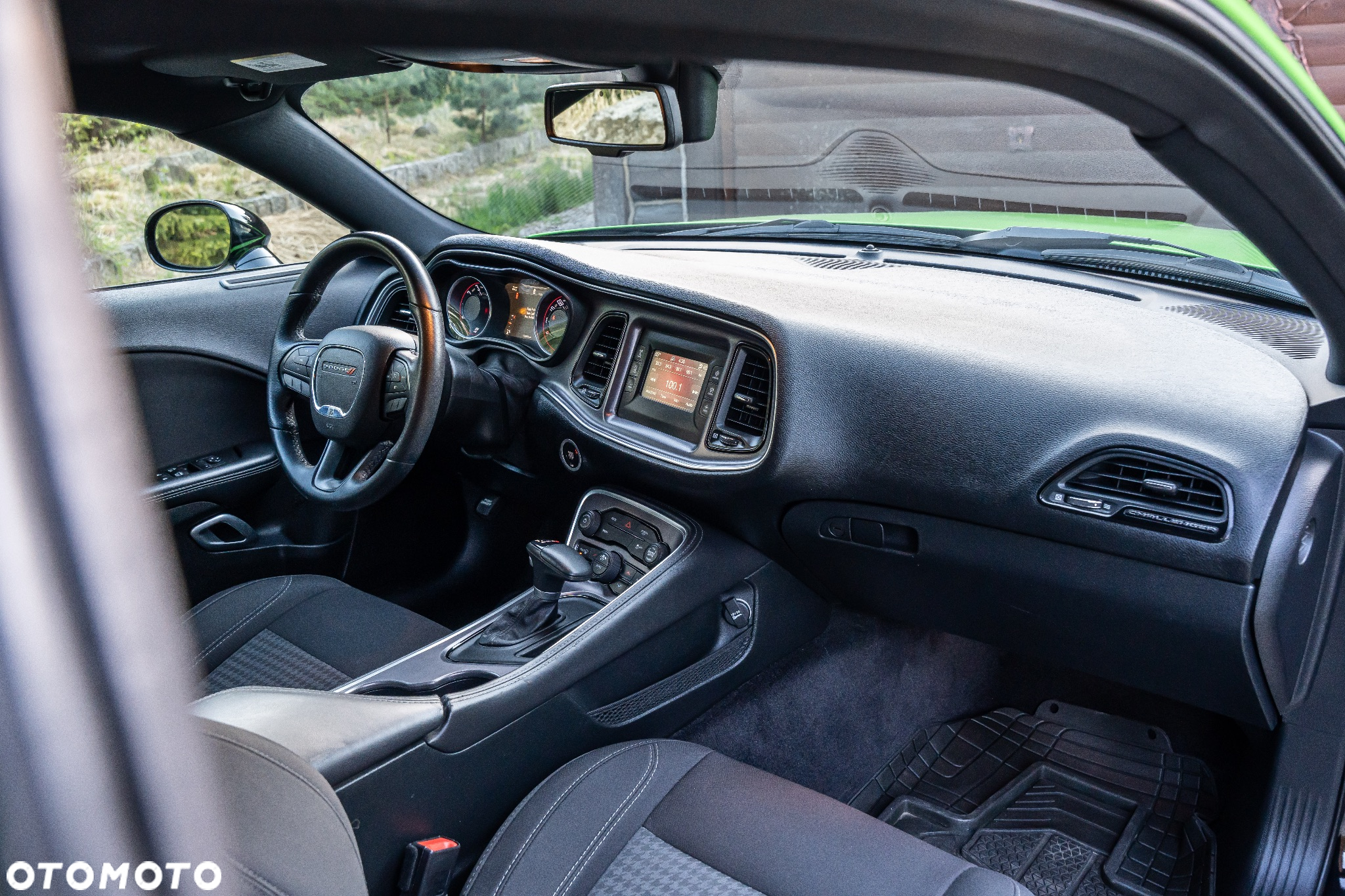 Dodge Challenger Automatik SXT Plus - 29