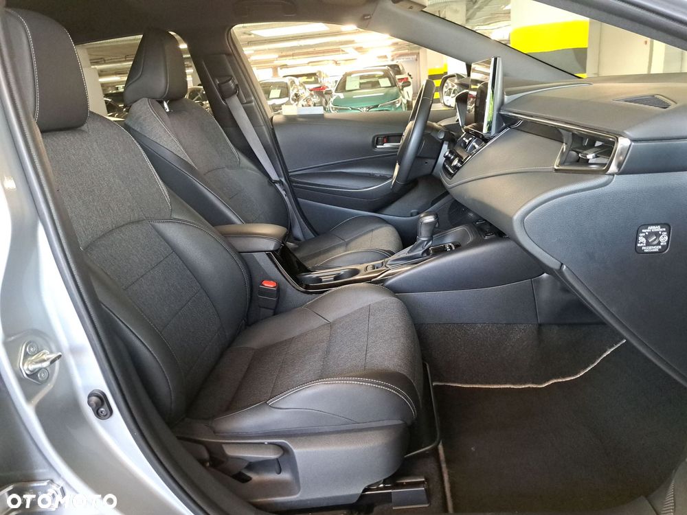 Toyota Corolla 1.8 Hybrid Style - 16