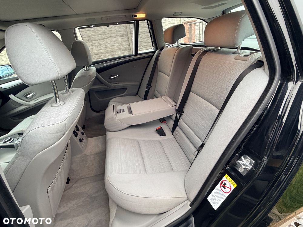BMW Seria 5 - 33