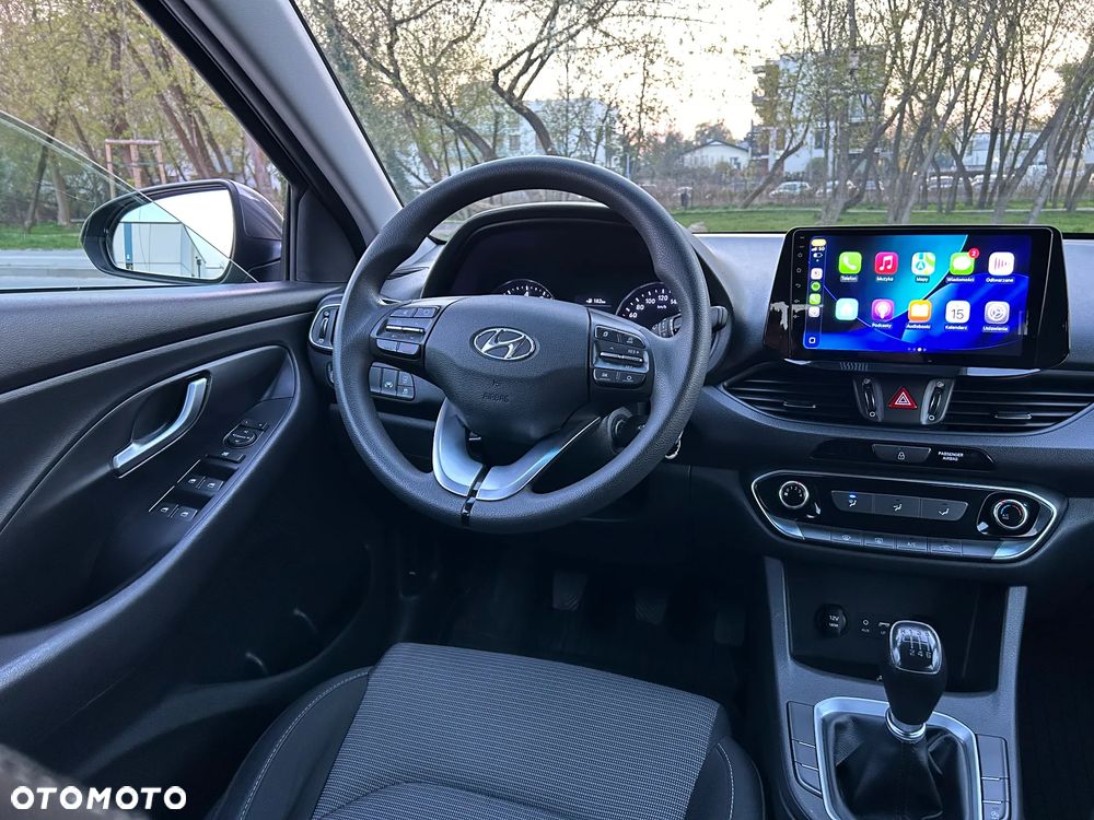 Hyundai i30 1.4 Classic + - 12