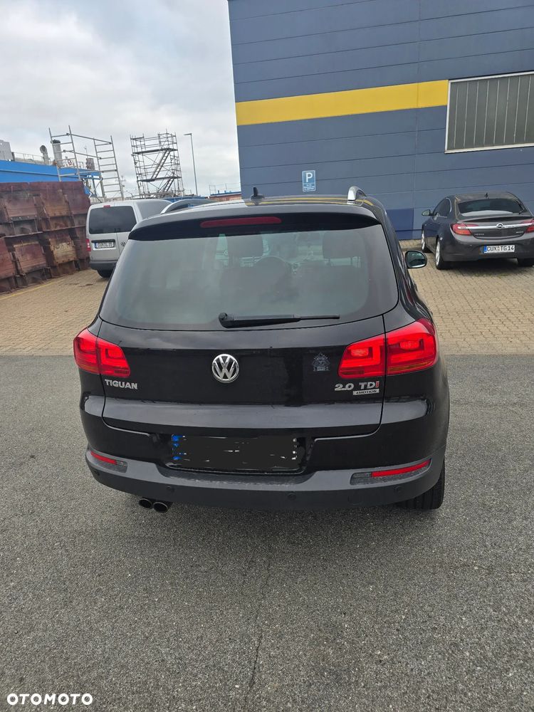 Volkswagen Tiguan 2.0 TDI DPF 4Motion BlueMotion Technology DSG Lounge Sport & Style - 6