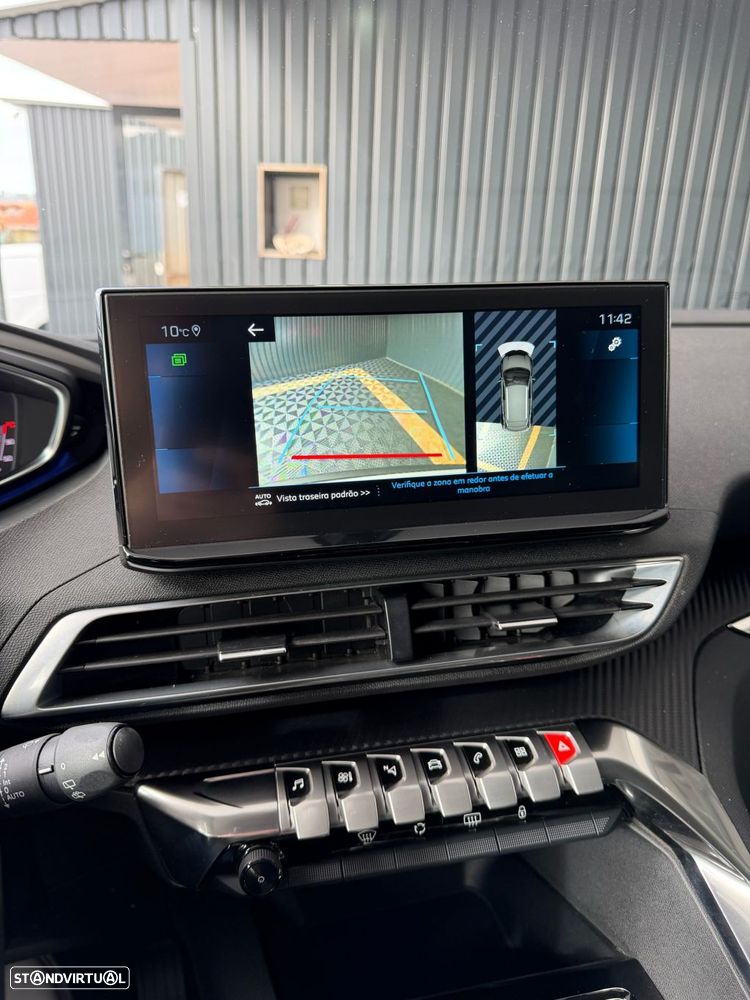 Peugeot 3008 PureTech 130 Stop & Start GPF EAT8 Active Business-Pack - 24