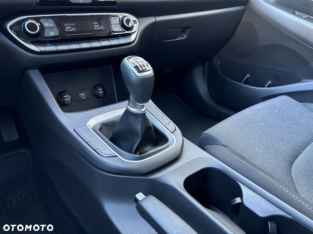 Hyundai i30 1.5 DPI Comfort - 22