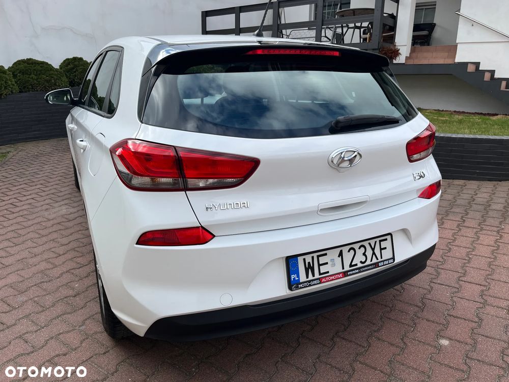 Hyundai i30 1.4 Classic + - 7