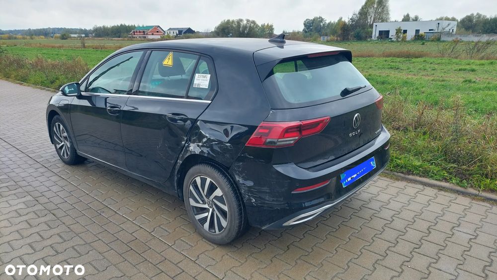 Volkswagen Golf VIII 1.4 TSI Plug-In Hybrid Style DSG - 3