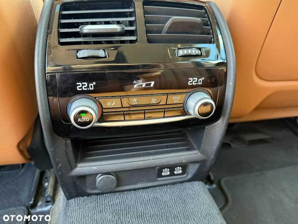 BMW Seria 5 520d Luxury Line sport - 25