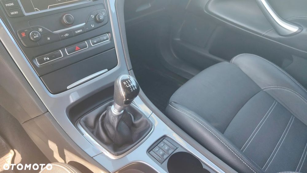 Ford Mondeo 2.0 TDCi Silver X - 24