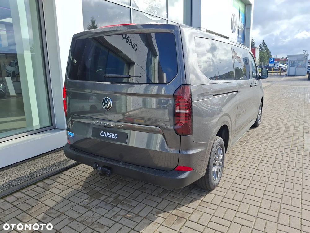 Volkswagen Caravelle - 14