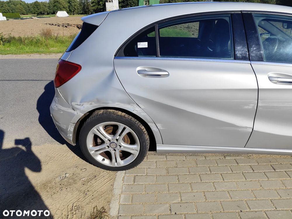 Mercedes-Benz Klasa A 180 (BlueEFFICIENCY) Style - 27