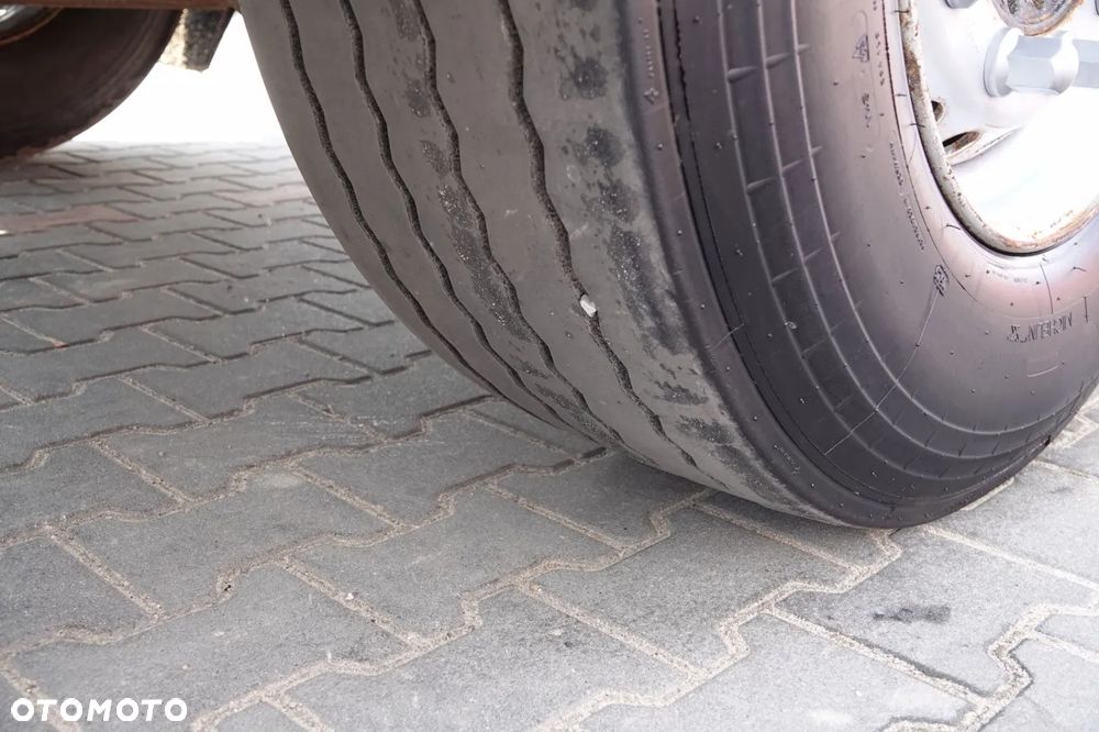 Schmitz Cargobull PRZYCZEPA  CHŁODNIA / CARIER SUPRA 1250 MT  / WINDA BAR / SAF - 24