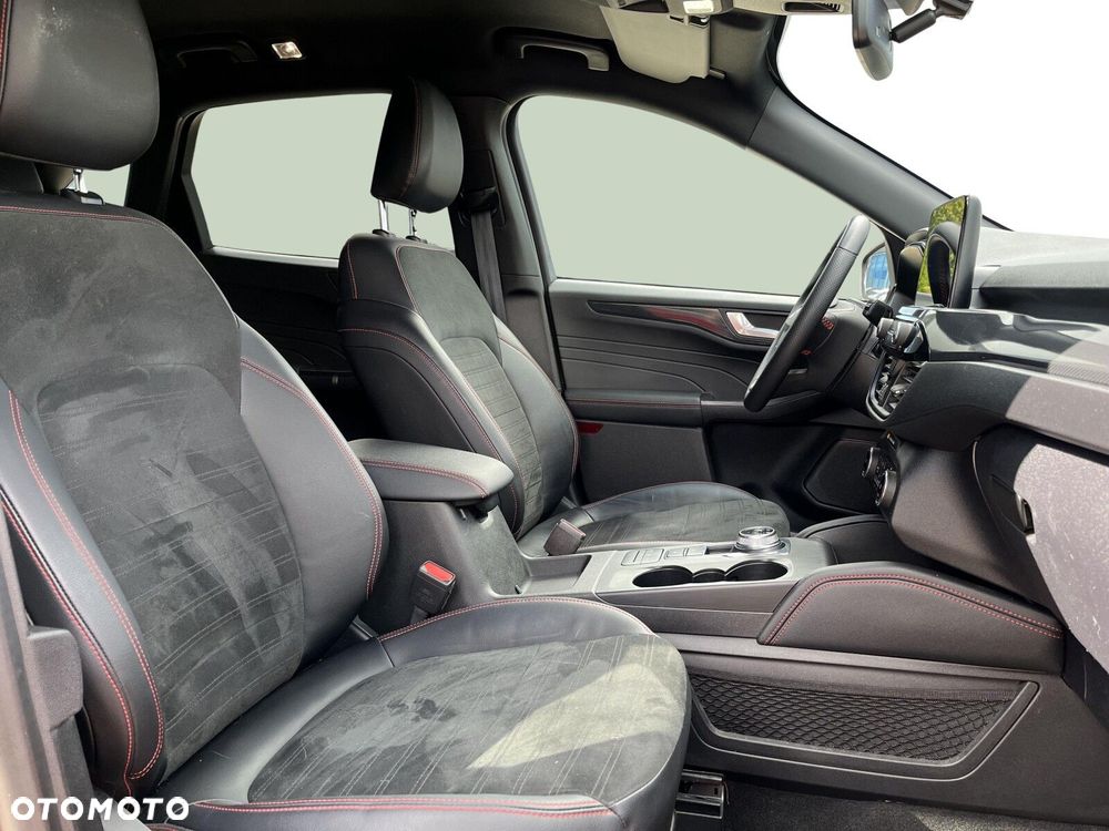 Ford Kuga 2.5 FHEV AWD ST-Line X - 22