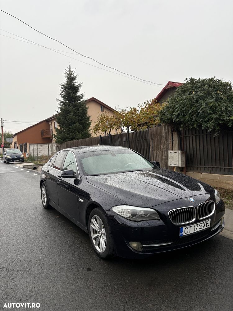 BMW Seria 5 ver-520d-touring-modern-line - 14