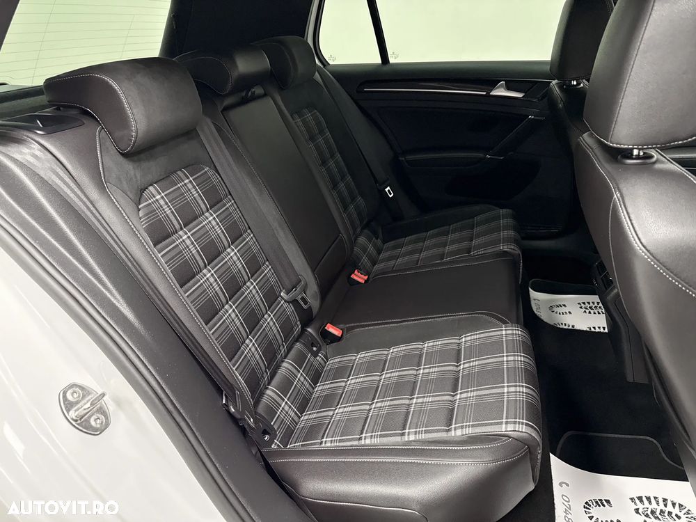 Volkswagen Golf GTD BlueMotion Technology - 8