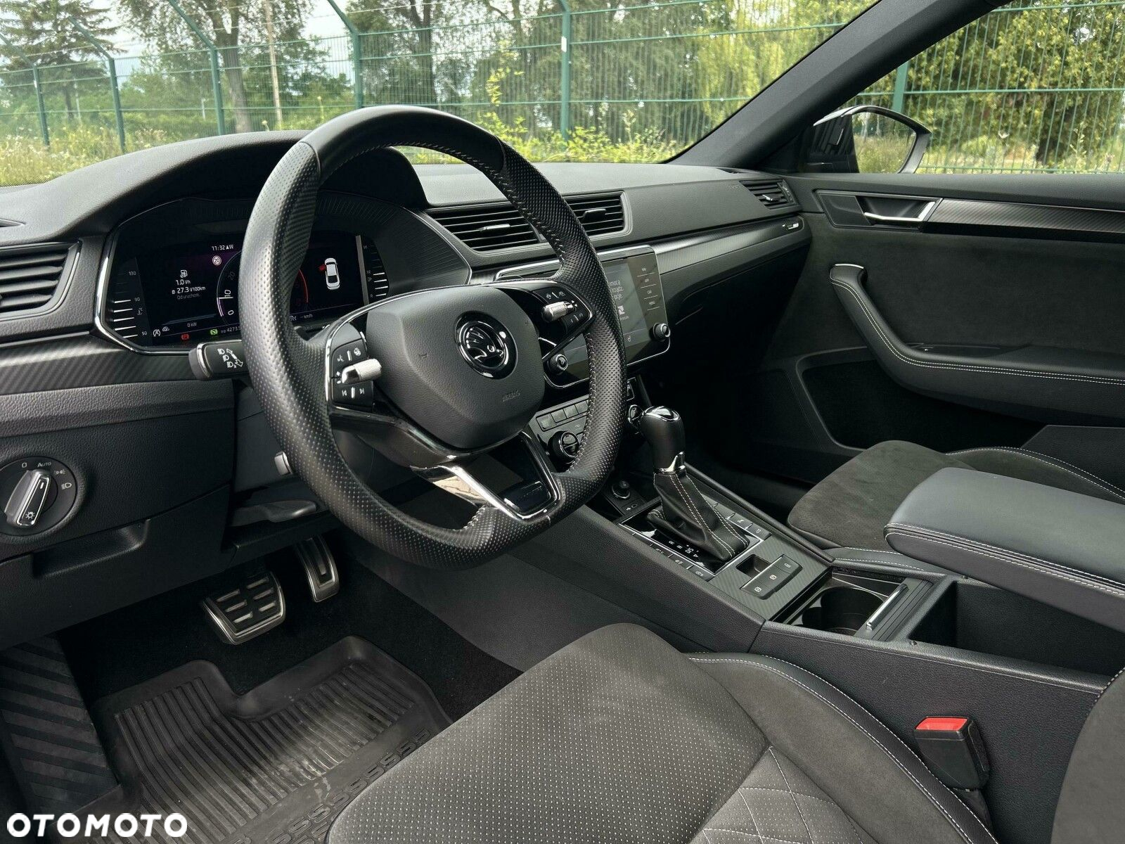 Skoda Superb 2.0 TSI Sportline DSG - 9