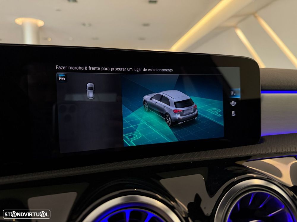 Mercedes-Benz A 250 e AMG Line - 24