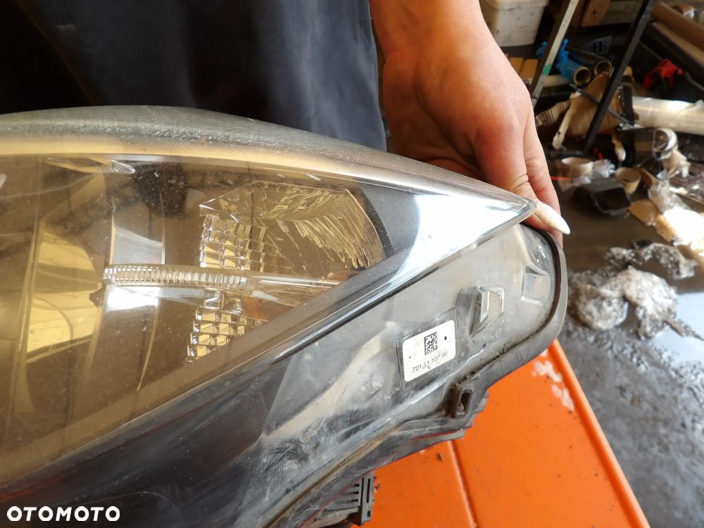 BMW - F30 - H7 - LEWA LAMPA PRZEDNIA - UK - 7259536 - 2