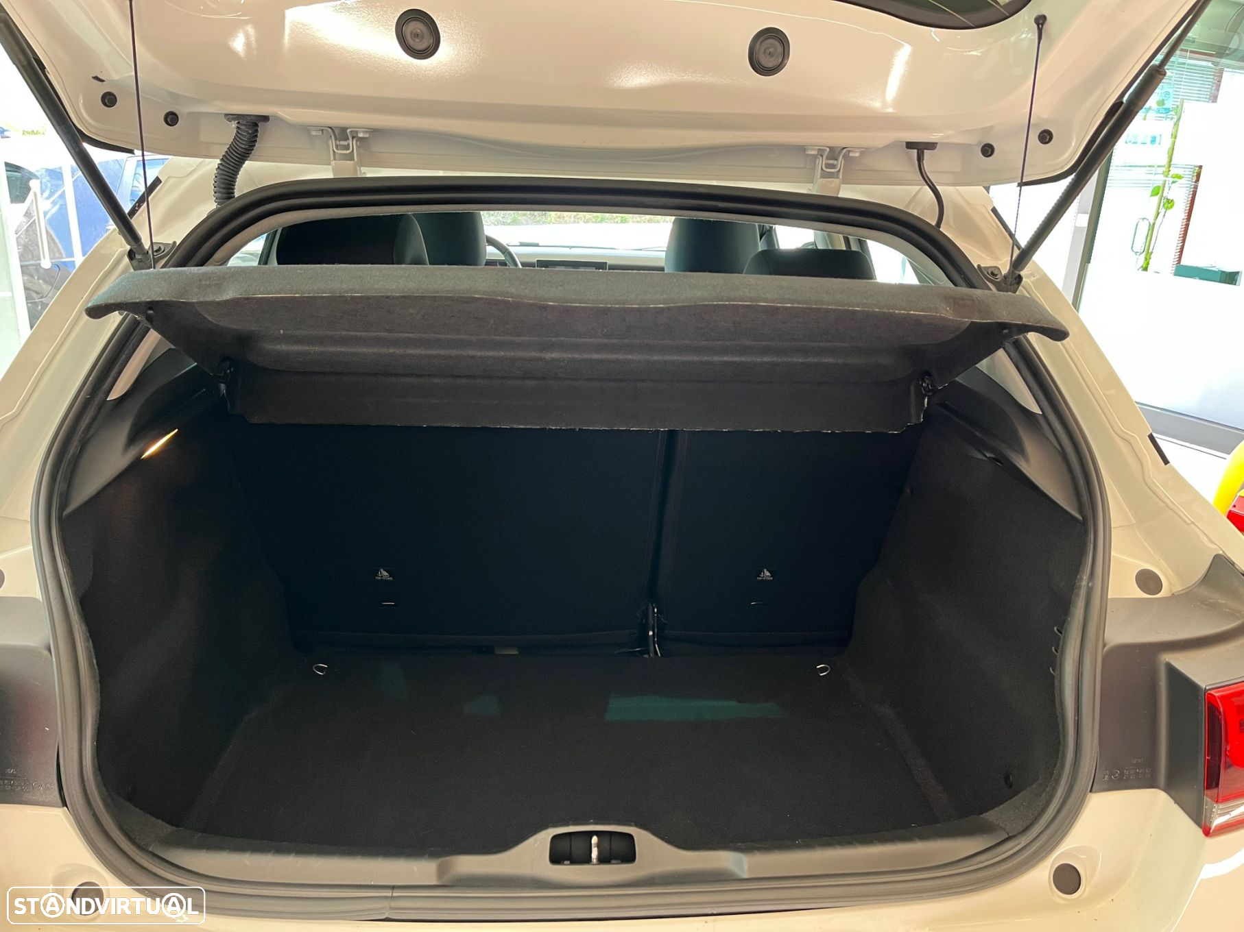 Citroën C4 Cactus 1.2 PureTech Feel Business - 20