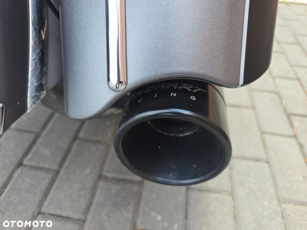 Indian Roadmaster - 18