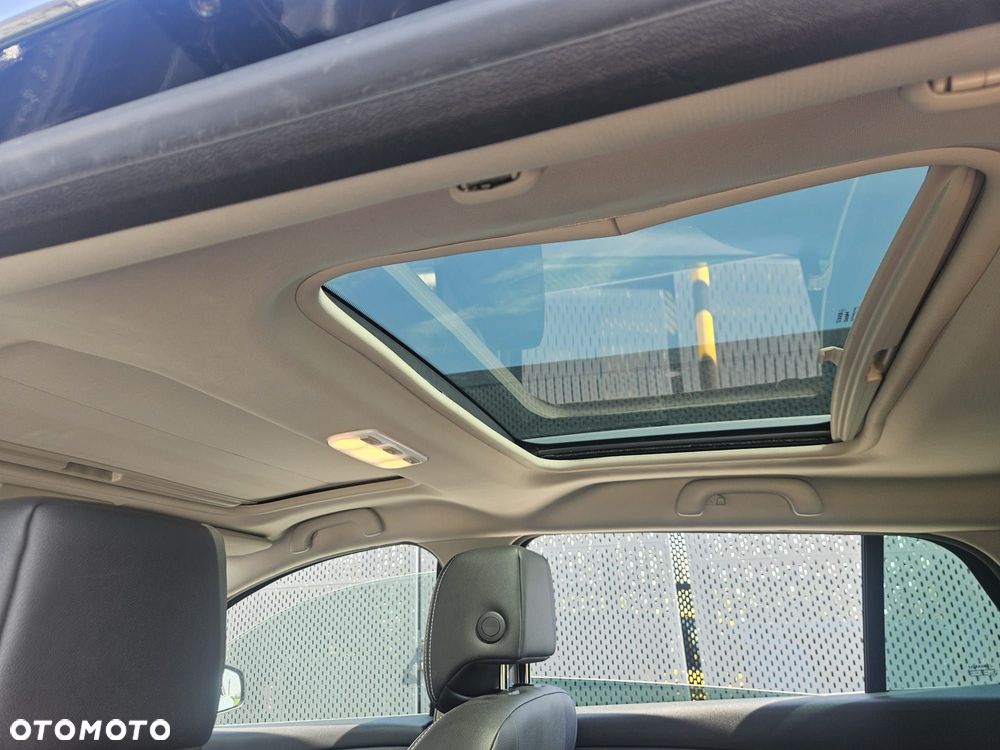 Renault Megane ENERGY dCi 130 BOSE EDITION - 5