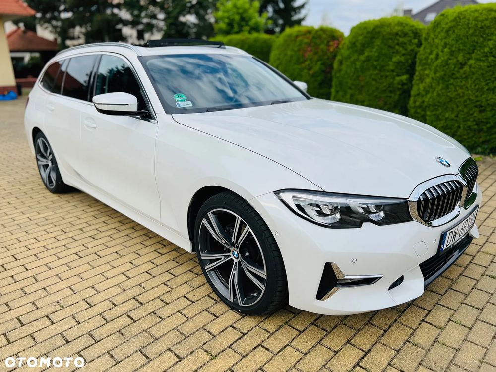 BMW Seria 3 320d xDrive Luxury Line sport - 7