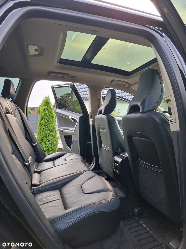Volvo XC 60 - 8