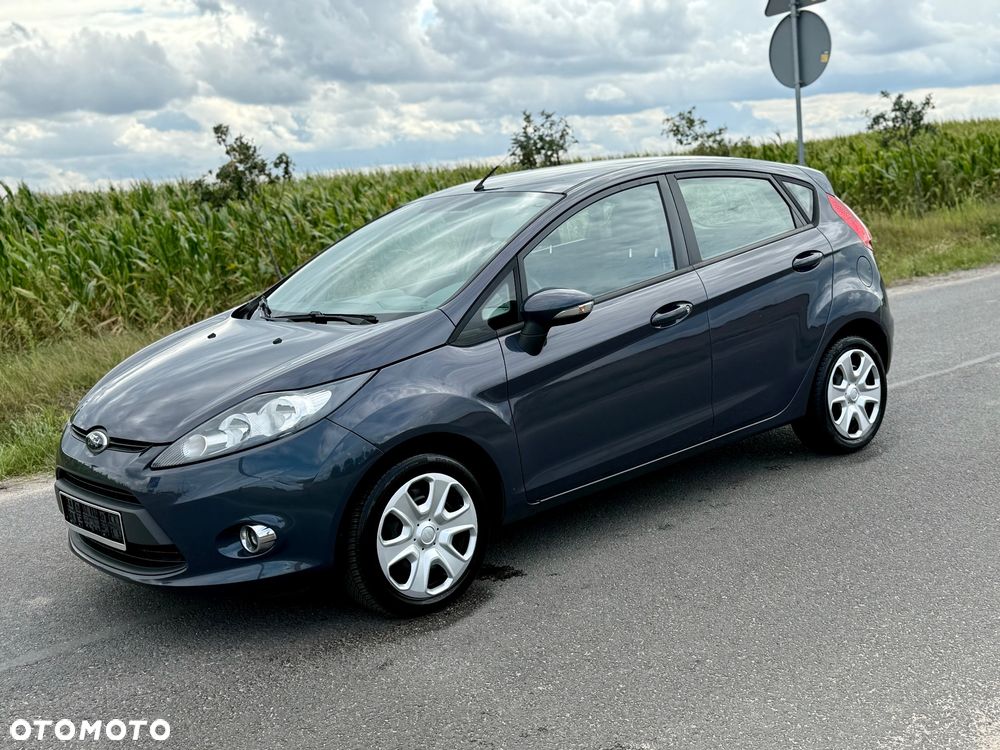 Ford Fiesta 1.25 Celebration - 11