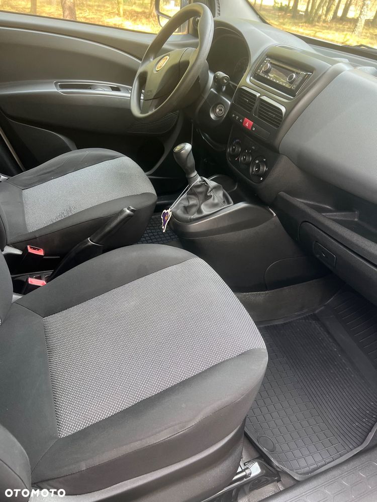 Fiat Doblo - 30