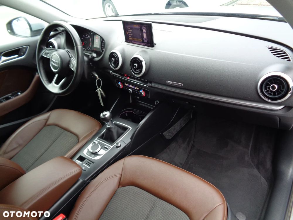 Audi A3 Sportback - 21