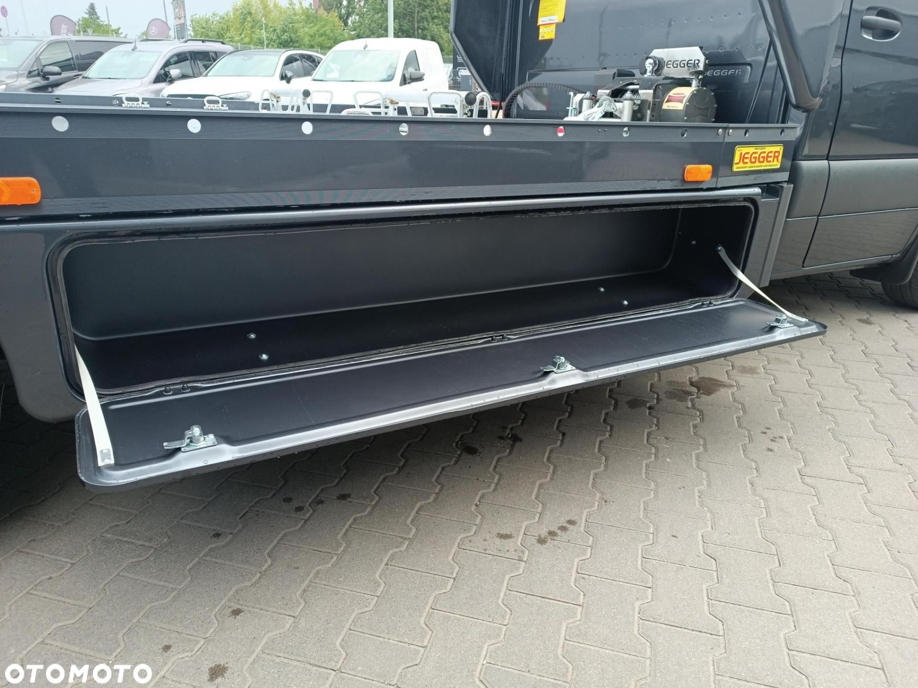 Mercedes-Benz sprinter - 8