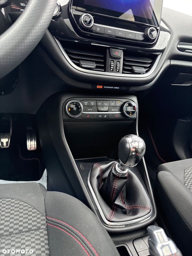 Ford Fiesta - 16