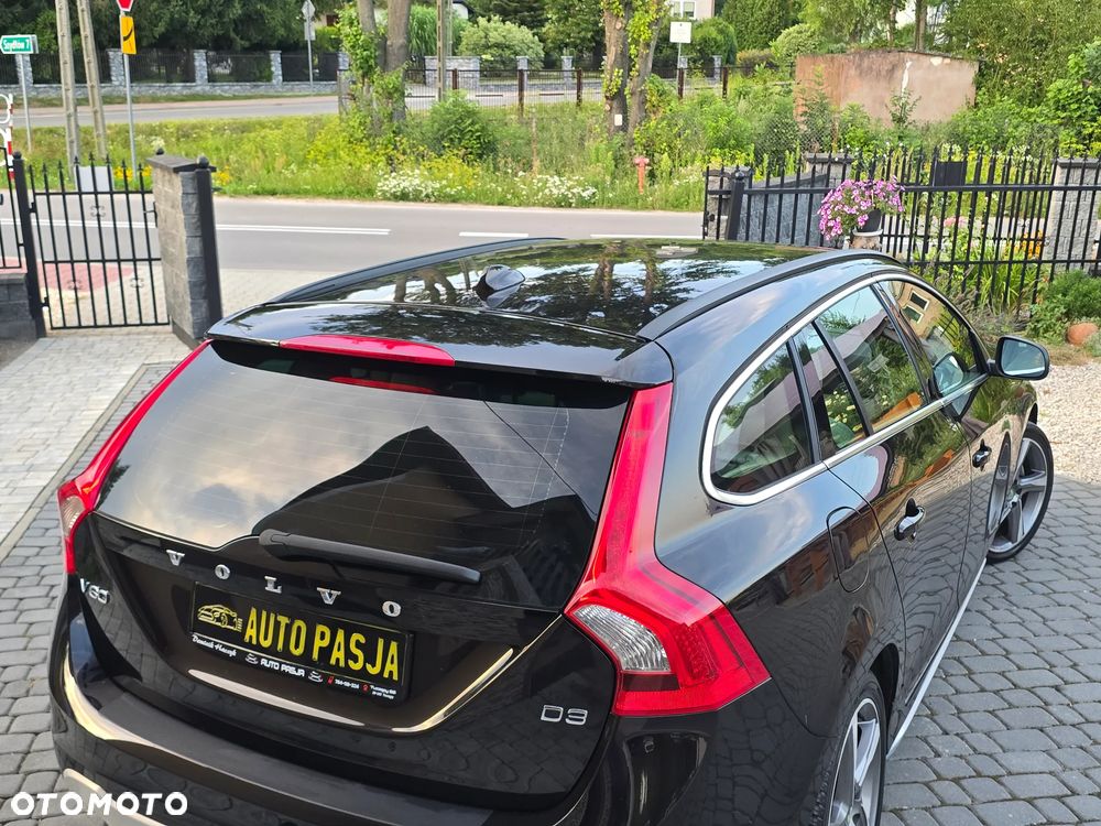 Volvo V60 D3 Summum - 12