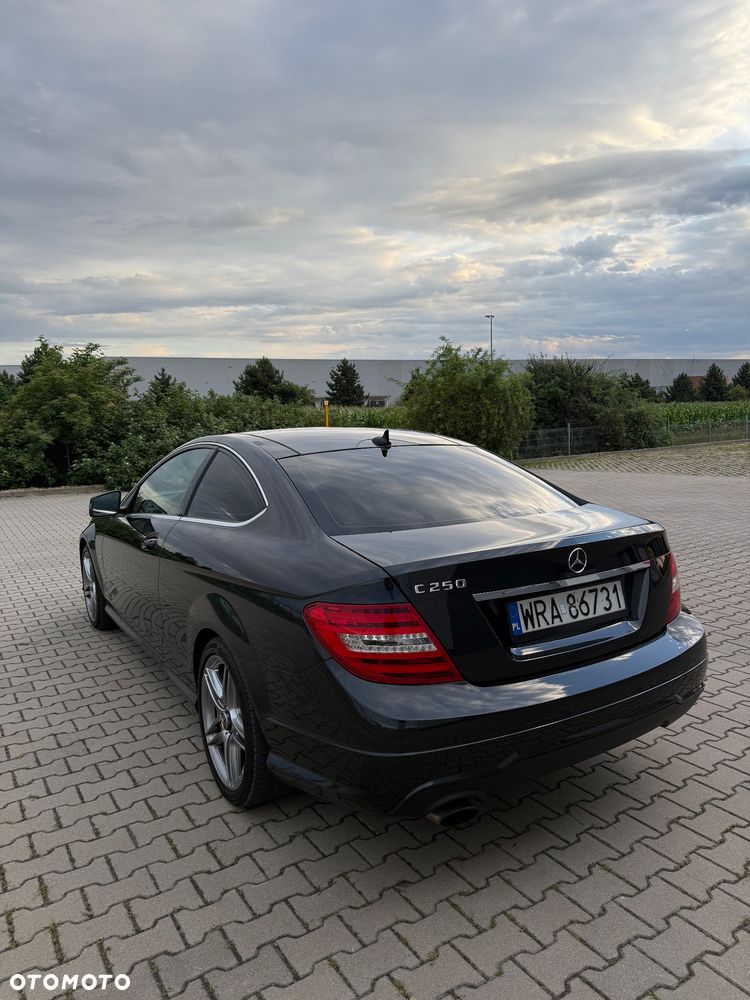 Mercedes-Benz Klasa C 250 (BlueEFFICIENCY) 7G-TRONIC - 7